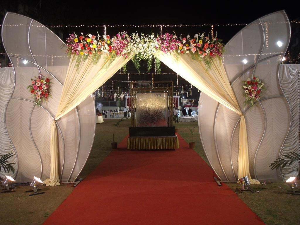 Gcc Hotel And Club Mira-Bhayandar Exterior foto
