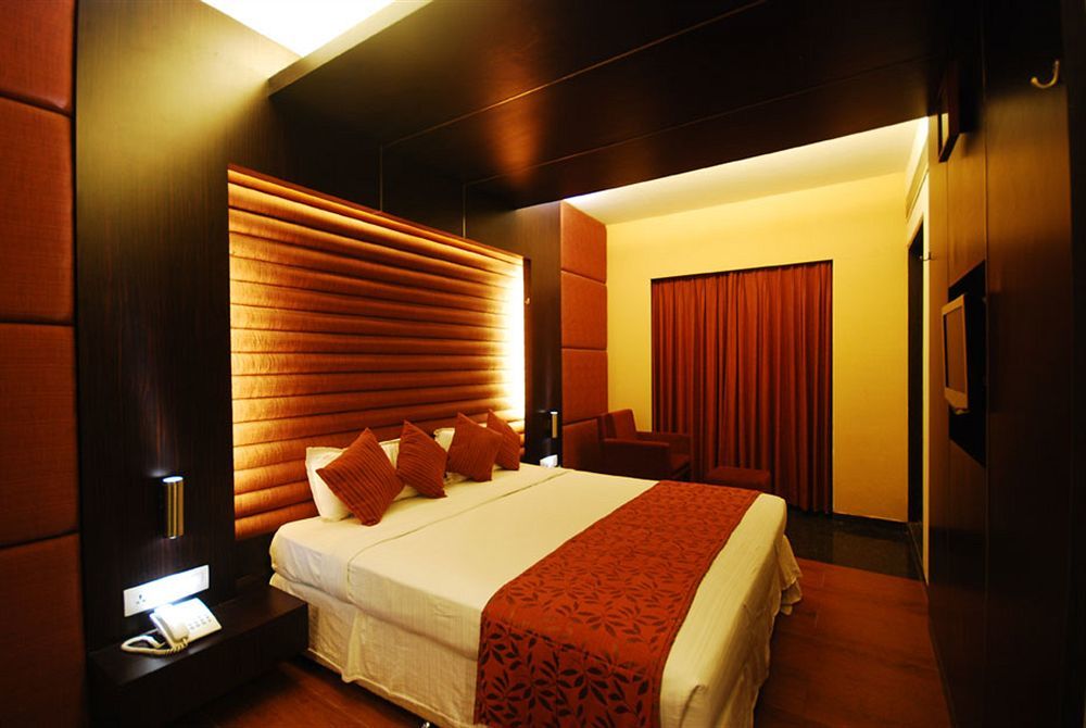 Gcc Hotel And Club Mira-Bhayandar Zimmer foto